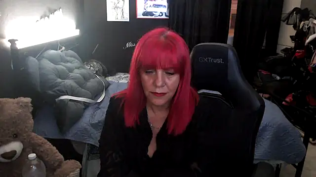 diavo72 online show from July 2026 07:10:01 PM