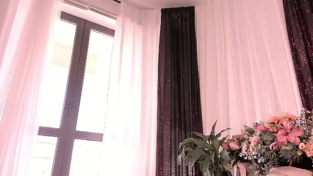 Snapshot of blond3bab3 chatting on October 2025 07:07:01 AM blond3bab3 online show from October 2025 07:07:01 AM