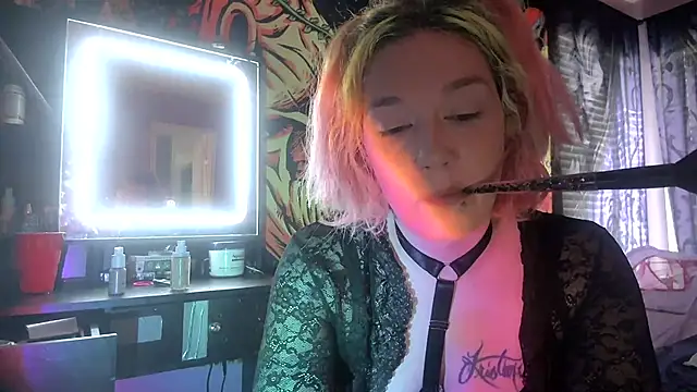 Snapshot of TEXASMARYYYJANE chatting on September 2025 05:35:01 PM TEXASMARYYYJANE online show from September 2025 05:35:01 PM