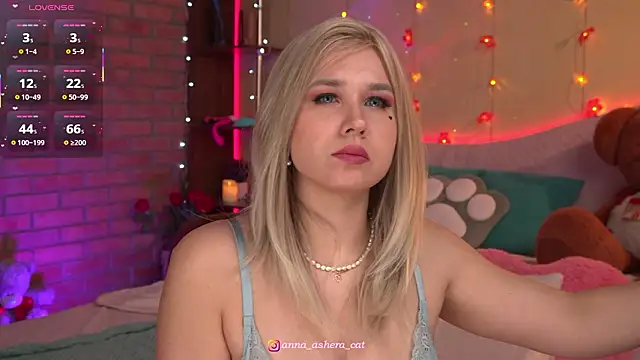 Ashera Cat online show from March 2026 05:42:01 PM