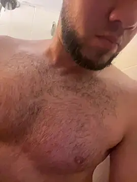 AlejoStrep online show from February 2026 02:00:01 AM