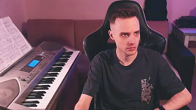 Sweetparker online show from December 2025 05:00:01 PM