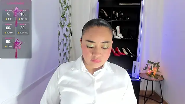 ReyleDoll online show from March 2026 09:40:01 PM