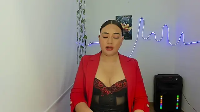 Snapshot of ReyleDoll chatting on September 2025 10:42:02 PM ReyleDoll online show from September 2025 10:42:02 PM