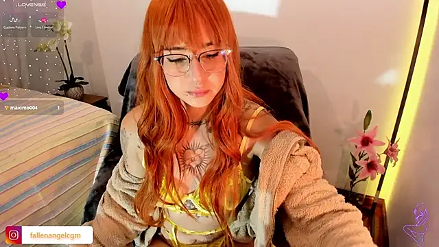 Fallengangel online show from December 2025 06:15:02 AM