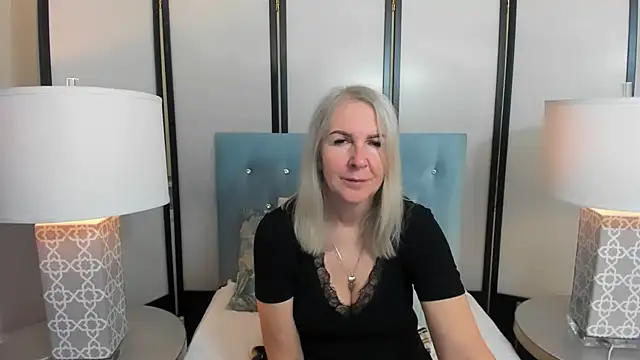 Snapshot of EricaTop chatting on January 2026 09:30:01 PM EricaTop online show from January 2026 09:30:01 PM