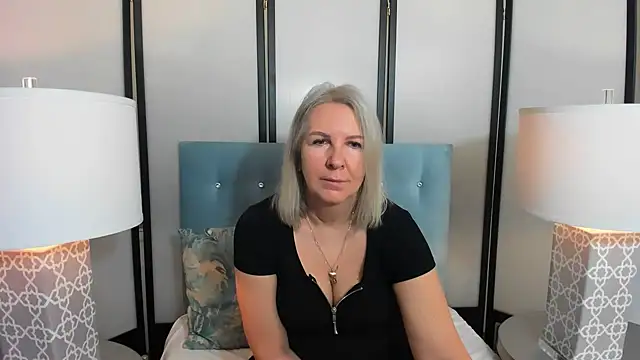 Snapshot of EricaTop chatting on February 2025 05:45:01 AM EricaTop online show from February 2025 05:45:01 AM