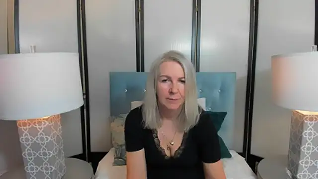 Snapshot of EricaTop chatting on March 2026 06:02:01 AM EricaTop online show from March 2026 06:02:01 AM