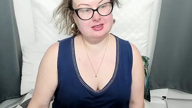 Snapshot of dirtyBonnie chatting on February 2026 05:18:02 AM dirtyBonnie online show from February 2026 05:18:02 AM