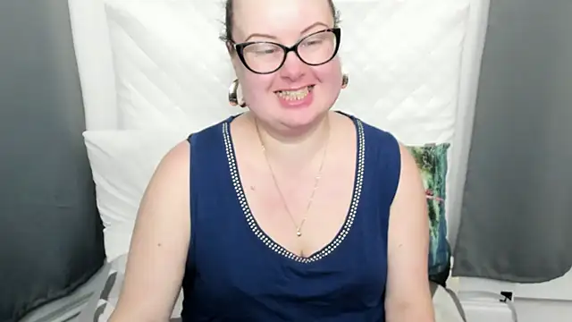 Snapshot of dirtyBonnie chatting on January 2026 06:50:01 AM dirtyBonnie online show from January 2026 06:50:01 AM