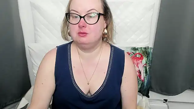 Snapshot of dirtyBonnie chatting on February 2026 04:41:02 AM dirtyBonnie online show from February 2026 04:41:02 AM