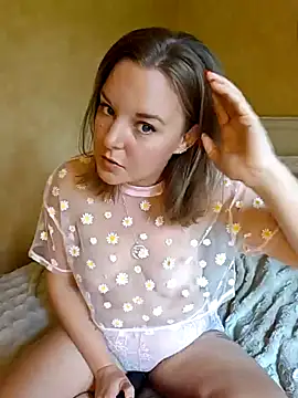 Snapshot of SwedishJennifer chatting on September 2025 09:31:01 AM SwedishJennifer online show from September 2025 09:31:01 AM