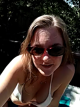 Snapshot of SwedishJennifer chatting on May 2026 11:16:01 AM SwedishJennifer online show from May 2026 11:16:01 AM