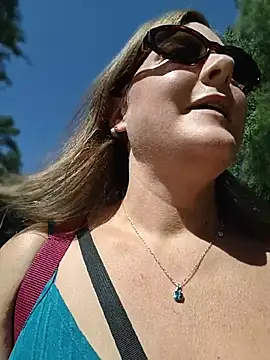 Snapshot of SwedishJennifer chatting on July 2026 12:35:02 PM SwedishJennifer online show from July 2026 12:35:02 PM
