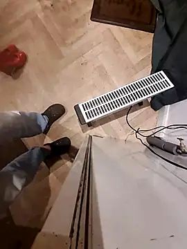 realeasy1 online show from November 2025 03:07:01 AM