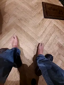 realeasy1 online show from April 2026 11:11:01 PM