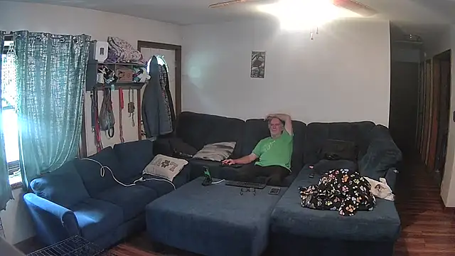 Snapshot of Sweet_Sexy1963 chatting on September 2025 02:56:01 PM Sweet Sexy1963 online show from September 2025 02:56:01 PM