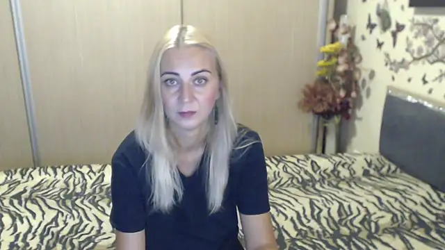MirabelaSweet online show from July 2026 12:05:02 PM