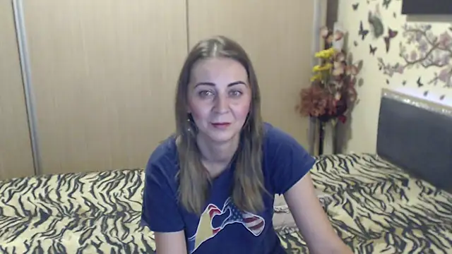 MirabelaSweet online show from February 2026 01:00:01 PM