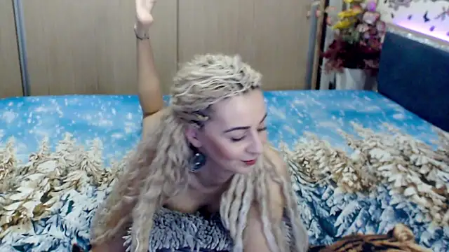 Snapshot of MirabelaSweet chatting on March 2025 06:46:02 AM MirabelaSweet online show from March 2025 06:46:02 AM