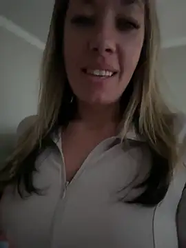  NinaLuvSins  online show from April 2026 05:52:01 PM