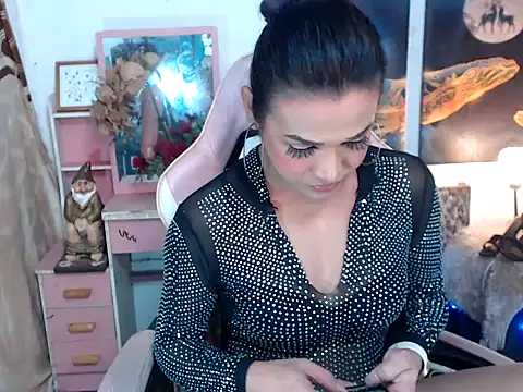 Snapshot of AsianMariaTs chatting on November 2025 02:53:01 PM AsianMariaTs online show from November 2025 02:53:01 PM