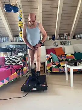 wankcellar online show from June 2026 09:29:02 AM