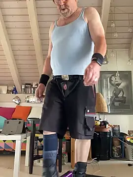 wankcellar online show from July 2026 01:39:01 PM