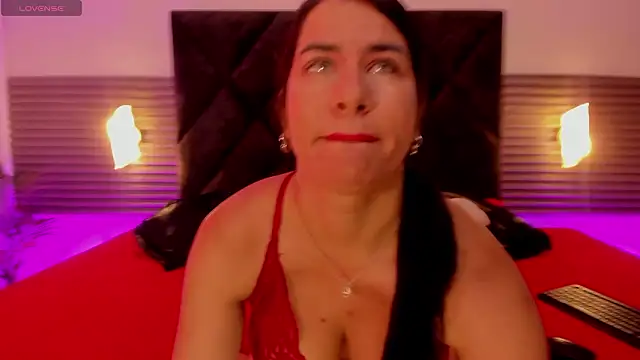 Zafira Alabi online show from March 2026 11:05:01 PM