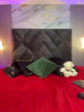 Zafira Alabi online show from January 2026 05:05:01 PM