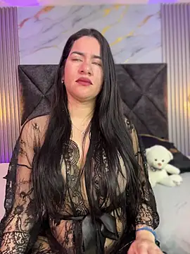 Zafira Alabi online show from February 2026 02:02:01 PM