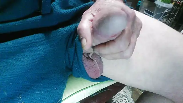 russtee online show from March 2026 07:32:01 PM