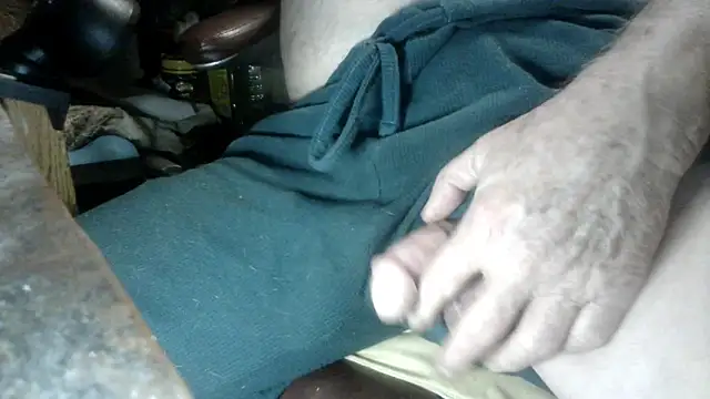 russtee online show from March 2026 07:59:02 PM