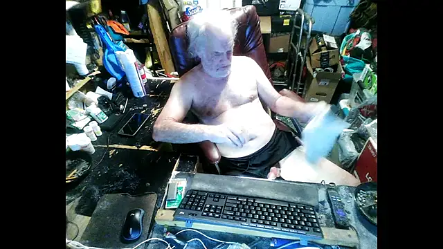 russtee online show from January 2026 07:39:02 PM