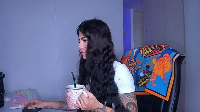 Lisegg  online show from April 2026 01:29:01 PM