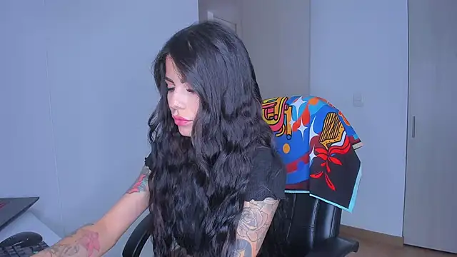 Lisegg  online show from February 2026 04:27:01 PM