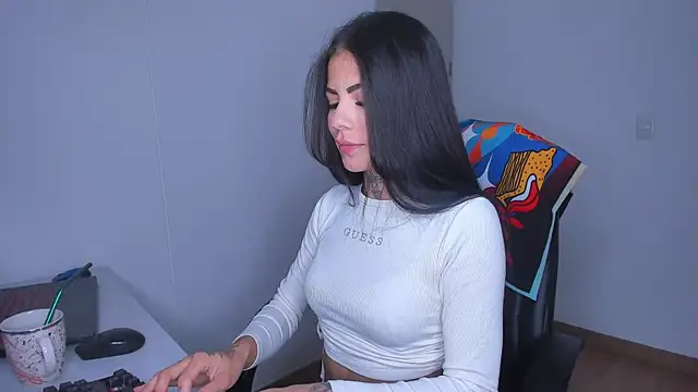 Lisegg  online show from February 2026 10:37:01 AM