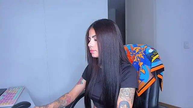 Lisegg  online show from April 2026 10:32:01 AM