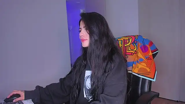 Lisegg  online show from November 2025 08:12:01 PM