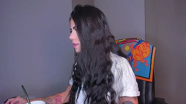 Lisegg  online show from December 2025 10:17:02 AM