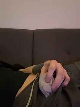 Snapshot of LionBoy1976 chatting on November 2025 05:34:02 AM LionBoy1976 online show from November 2025 05:34:02 AM