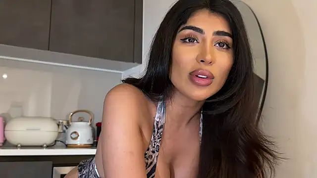 ArabicBarbie online show from December 2025 10:48:02 PM