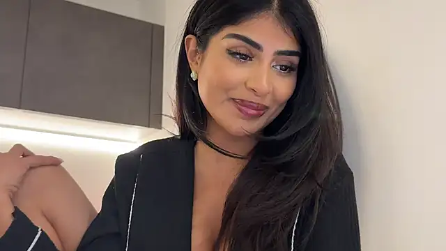 ArabicBarbie online show from October 2025 09:48:02 PM