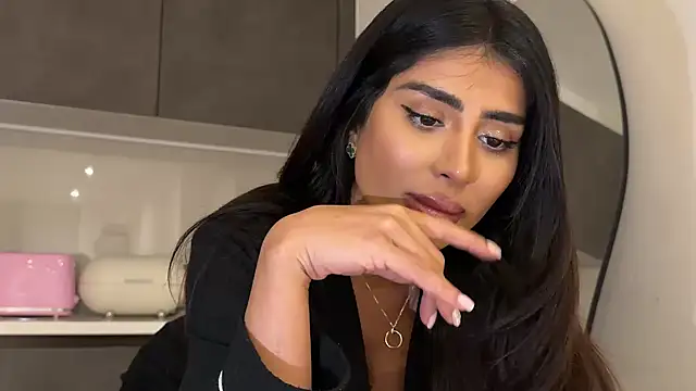 ArabicBarbie online show from November 2025 11:16:01 PM