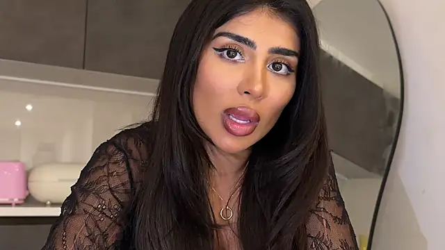 ArabicBarbie online show from November 2025 11:05:02 PM