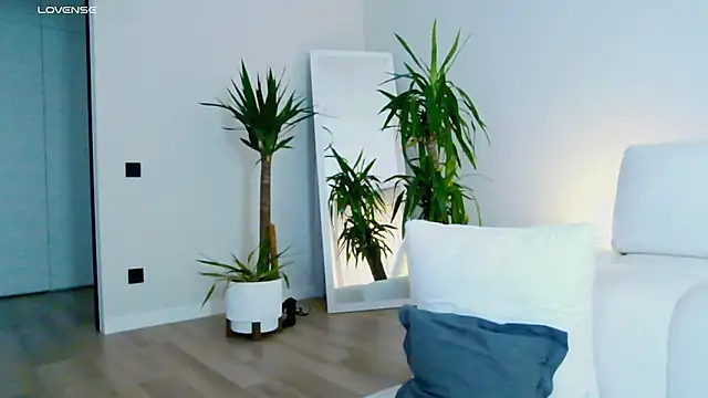 Sinful Eyes online show from March 2026 06:36:01 AM