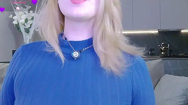 Snapshot of Sinful_Eyes chatting on February 2025 03:06:01 AM Sinful Eyes online show from February 2025 03:06:01 AM