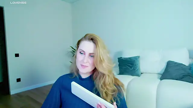 Sinful Eyes online show from November 2025 02:11:01 PM