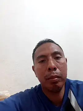 Snapshot of desnudo_Sexoxo chatting on February 2025 01:21:01 AM desnudo Sexoxo online show from February 2025 01:21:01 AM