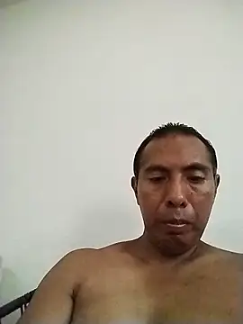 Snapshot of desnudo_Sexoxo chatting on May 2026 07:33:01 PM desnudo Sexoxo online show from May 2026 07:33:01 PM